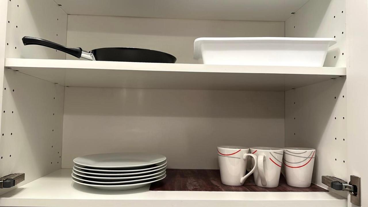 Cozy Apartment With Self Check-In Near Promenada Mall And Verdi Park Bucarest Esterno foto