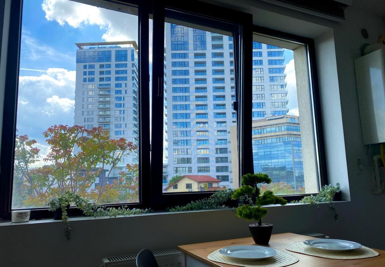 Cozy Apartment With Self Check-In Near Promenada Mall And Verdi Park Bucarest Esterno foto