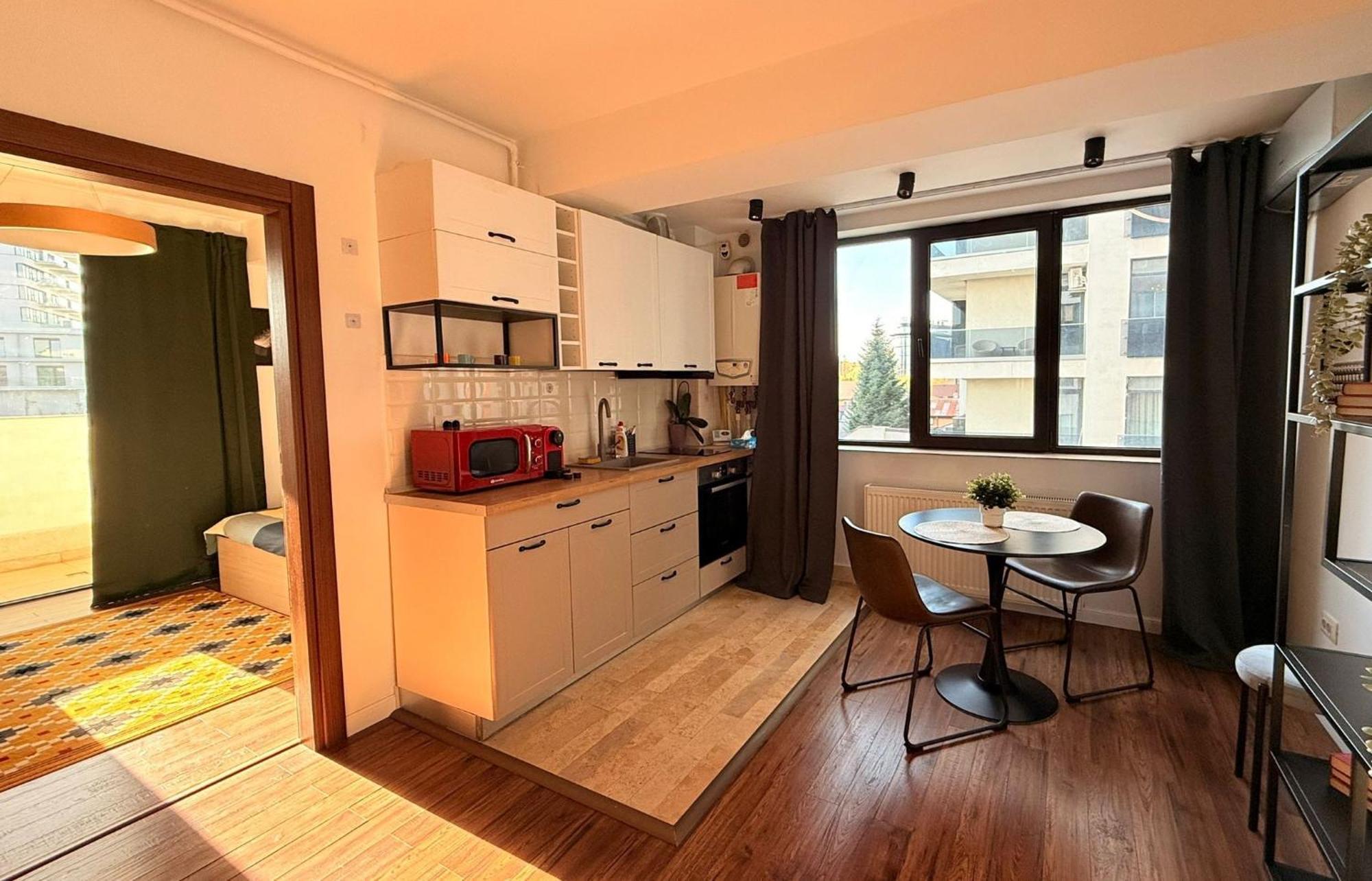 Cozy Apartment With Self Check-In Near Promenada Mall And Verdi Park Bucarest Esterno foto