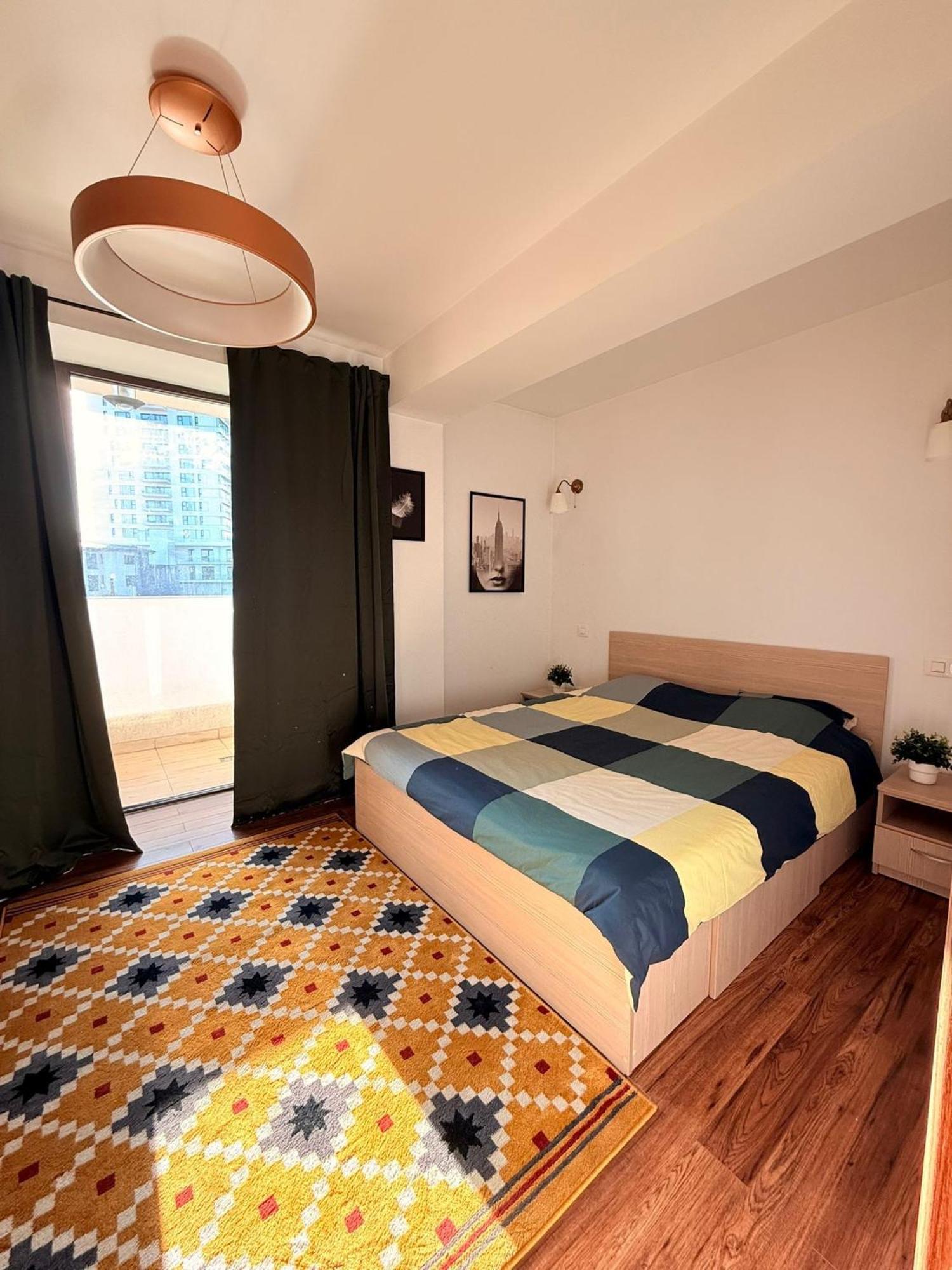 Cozy Apartment With Self Check-In Near Promenada Mall And Verdi Park Bucarest Esterno foto